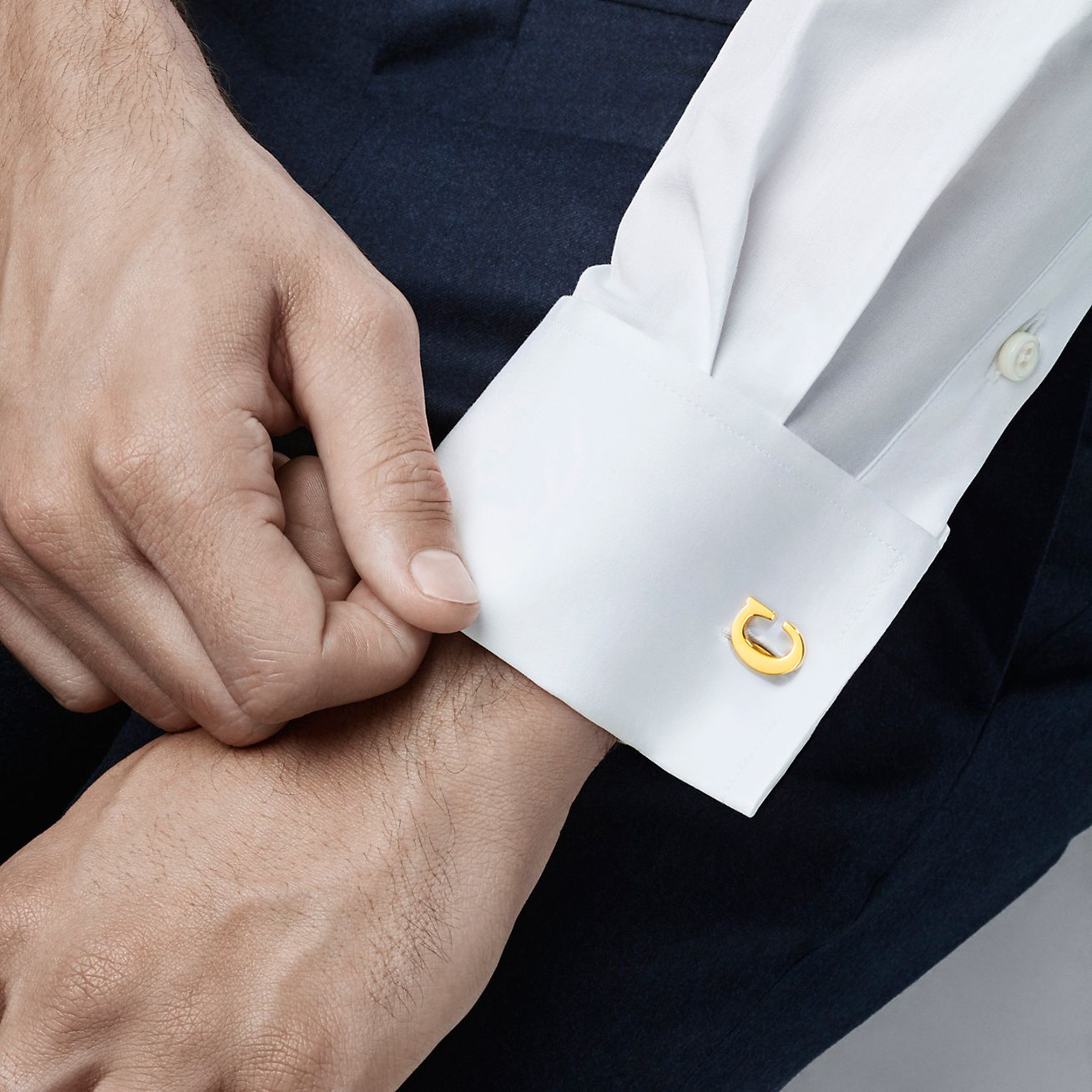 Custom Letter Cufflinks for Me - Men'S Grooming Boxes ulasan dan harga